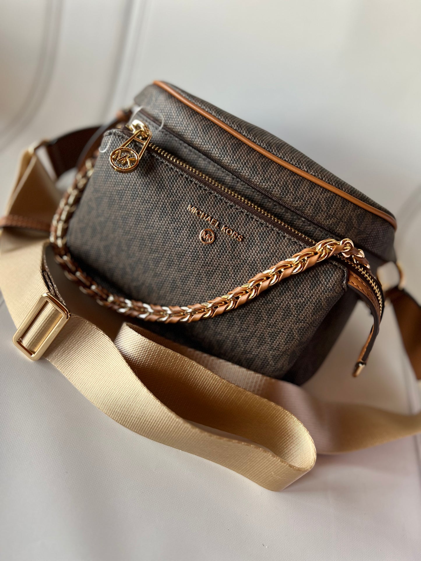 Riñonera Michael Kors
