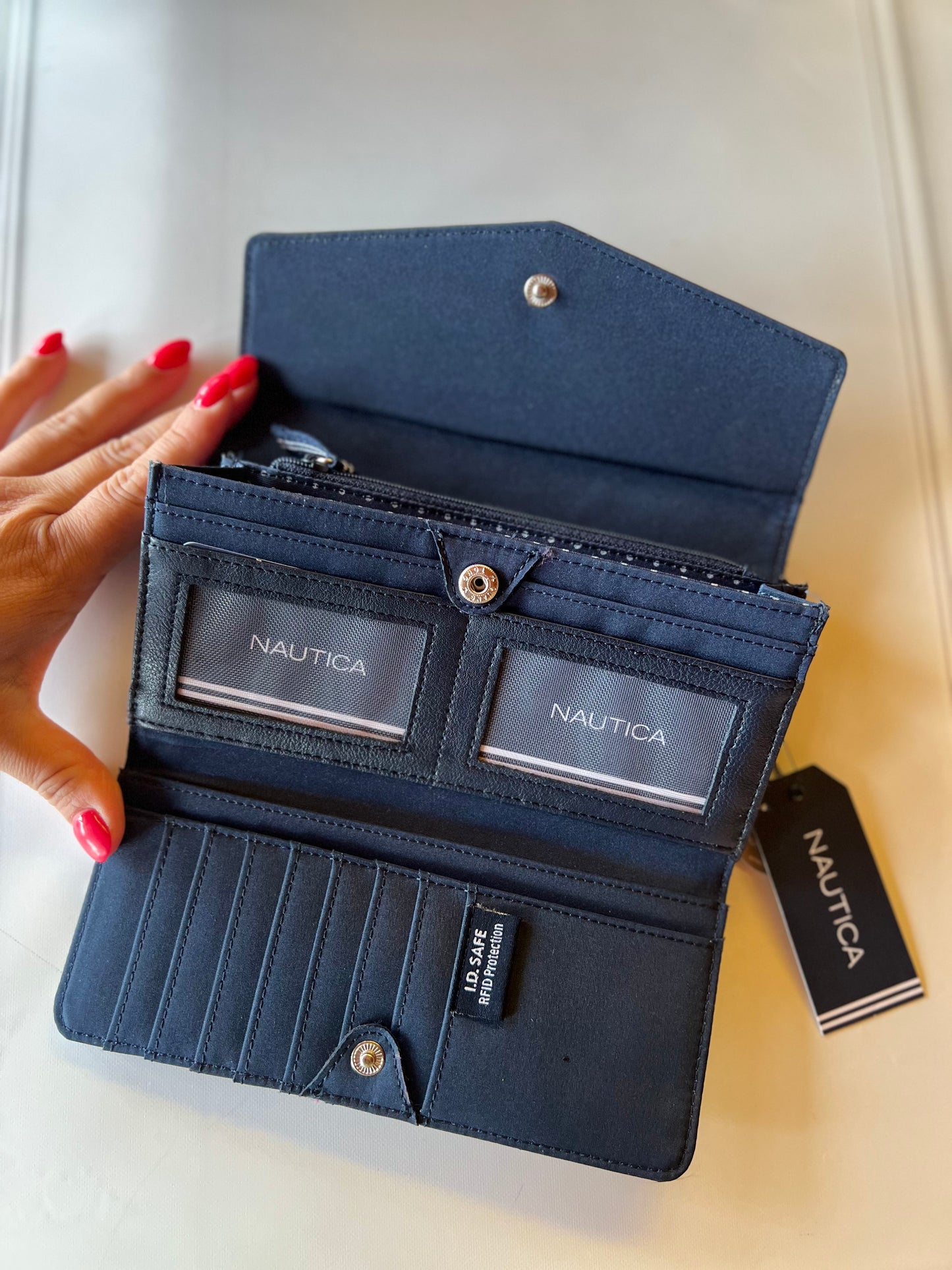 Billetera de mujer Nautica